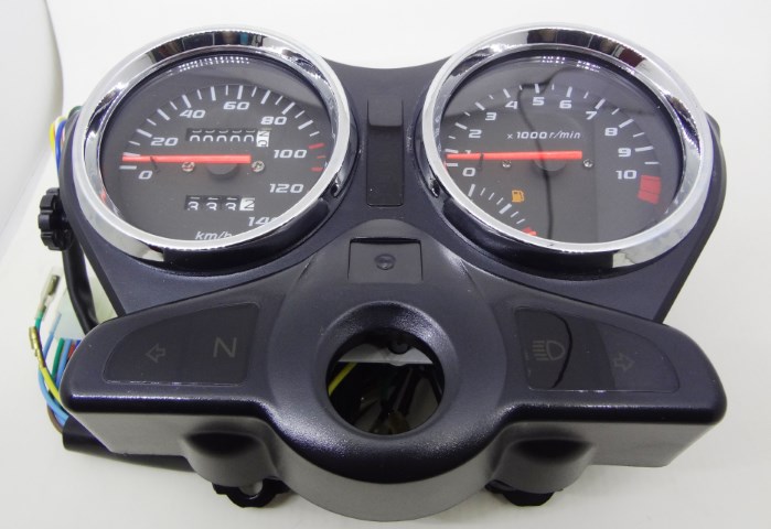 TABLERO COMPLETO HONDA 125 STORM.............SUNIK